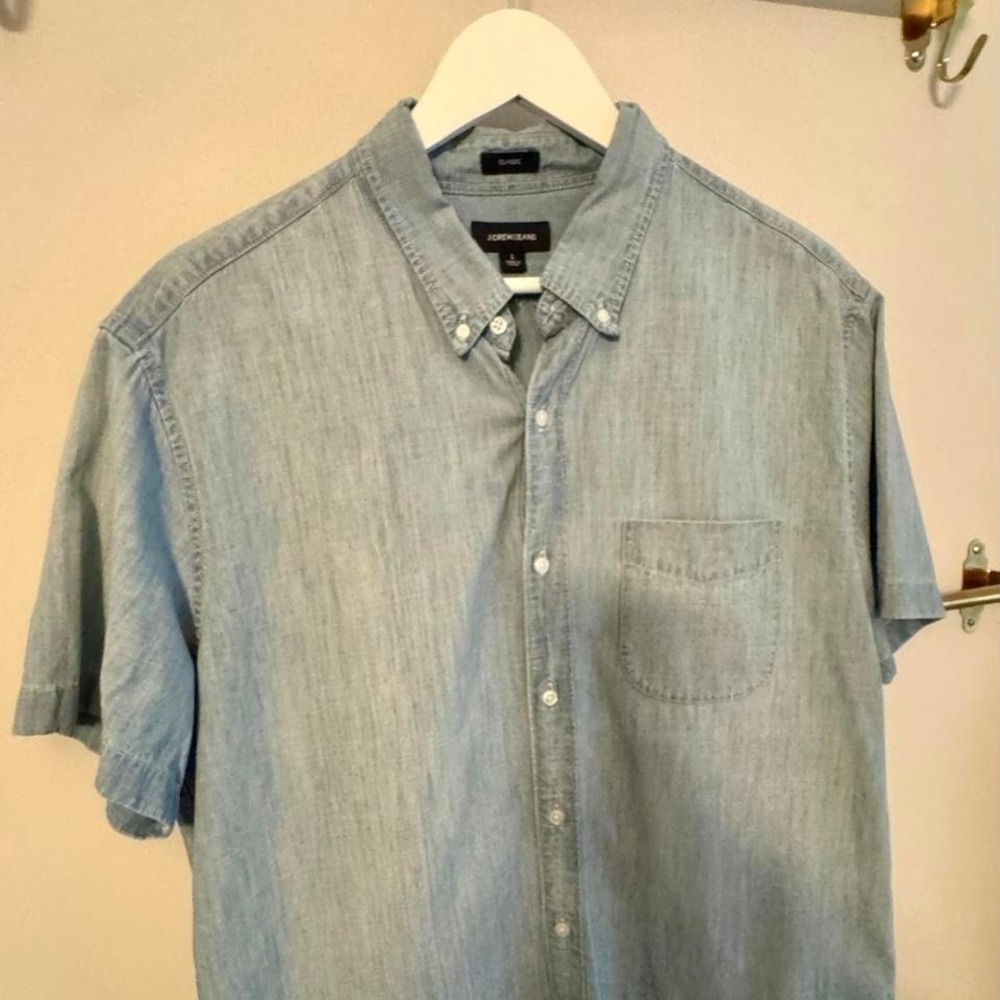 Men's J Crew Short Sleeve Chambray - Picture 2 of 6
